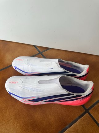 Botas  Adidas F50 Hiperfast sin cordones Talla 45