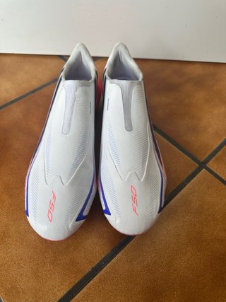 Botas  Adidas F50 Hiperfast sin cordones Talla 45