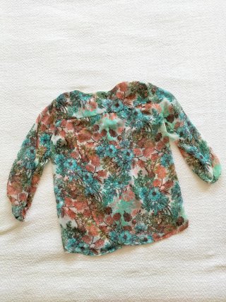 Blusa flores manga 3/4