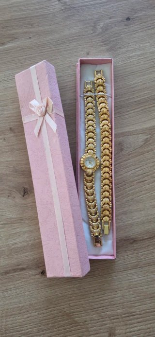 Reloj y pulsera vintage bisutería dorada