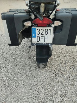 Moto BMW R1200GS Negra/Roja