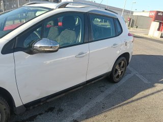 Peugeot 2008 2015