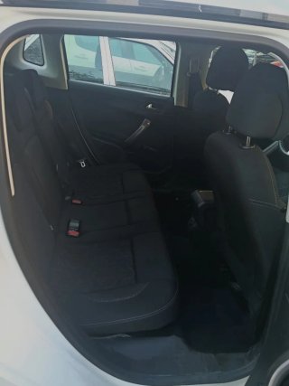Peugeot 2008 2015