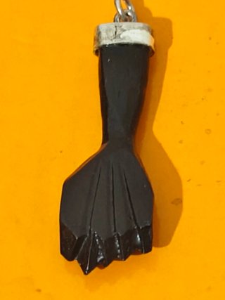 Colgante Mano de Azabache Grande