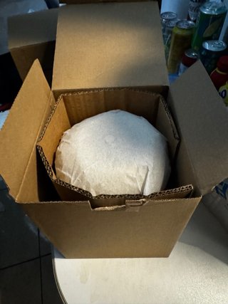 Lámpara de mesa Zara Home Dorada