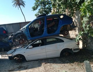 Condensador / radiador mazda 276488 3 1.6 di turbo