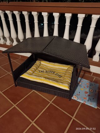 Cama para perro de ratán
