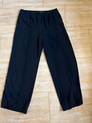 Pantalón negro ancho