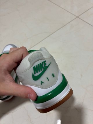Zapatillas Jordan Verde y Blanco