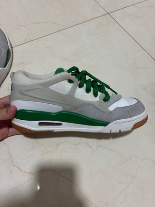 Zapatillas Jordan Verde y Blanco