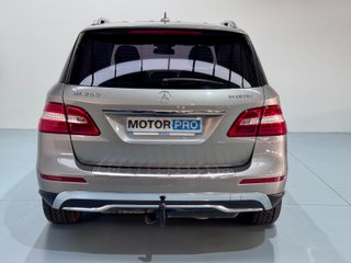 Mercedes-Benz Clase M ML 250 BlueTEC 4MATIC