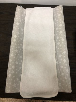 Cambiador bebé estrellas gris