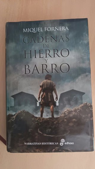 Cadenas de hierro y barro