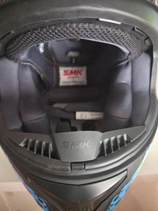 Casco SMK Talla M