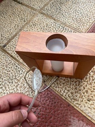 Lámpara madera y cristal