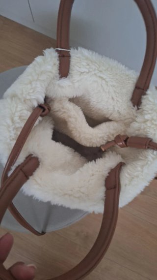 Bolso UGG de cuero y pelo