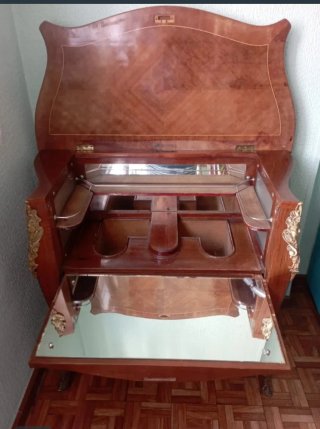 Mueble antiguo