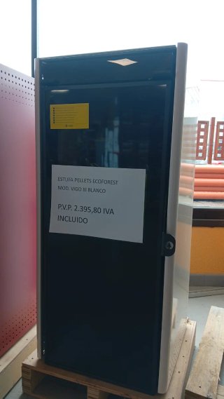 Hergom Compacto C-3/70 Pintado Chimenea Leña