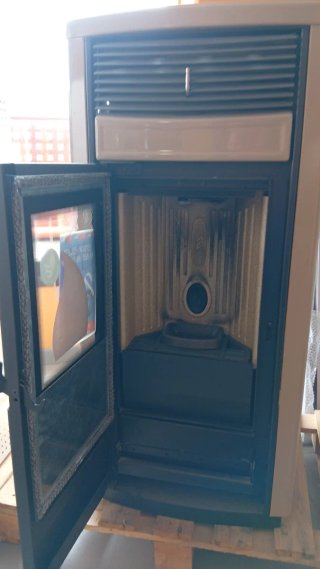 Hergom Compacto C-3/70 Pintado Chimenea Leña