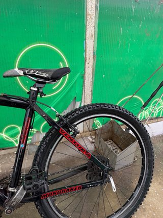 Mondraker Ventura - Horquilla Marzocchi