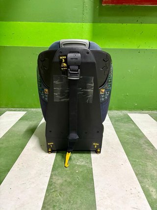 Maxi-Cosi AxissFix Silla de Coche Giratoria