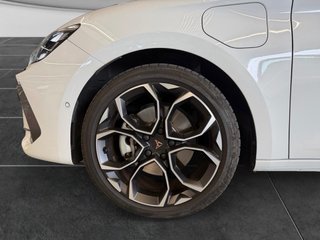 CUPRA LEON E-HYBRID 204CV 2025