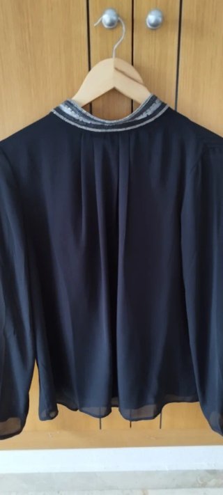 Camisa Cortefiel Gasa Negra Bordada