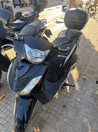Moto Scooter Negra