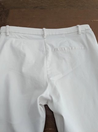 Pantaloni bianchi eleganti