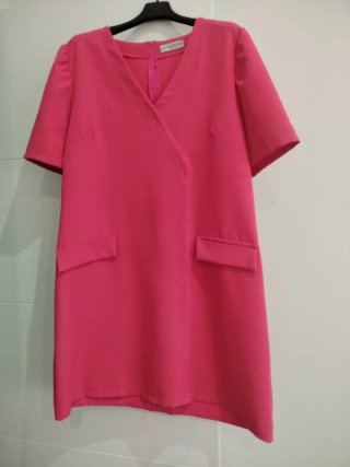 Vestido fucsia Valentina tipo túnica