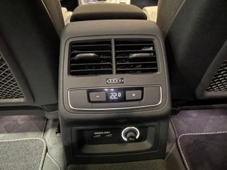 Audi A4 Audi A4 Avant S line 40 g-tron S tronic