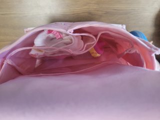 Cochecito de muñecas con bebé y accesorios