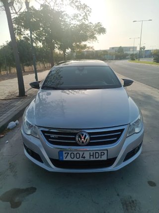 Volkswagen Passat CC 2011