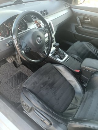 Volkswagen Passat CC 2011