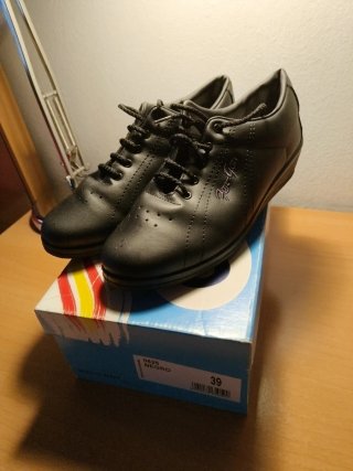 Bambas cuña piel Cruan negras talla 39