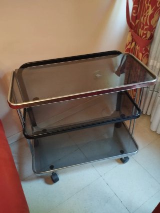 Mesa de comedor y 6 sillas tapizadas