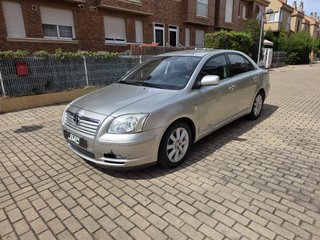 Toyota Avensis 2.0 D4D EXECUTIVE