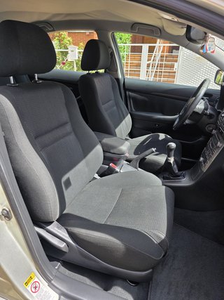Toyota Avensis 2.0 D4D EXECUTIVE