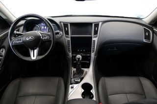 Infiniti Q50 2.2d PREMIUM Auto