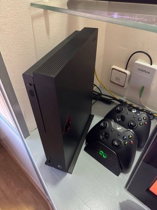 Xbox One X 1TB Negra