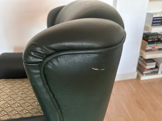 Sillón Orejero Piel Verde