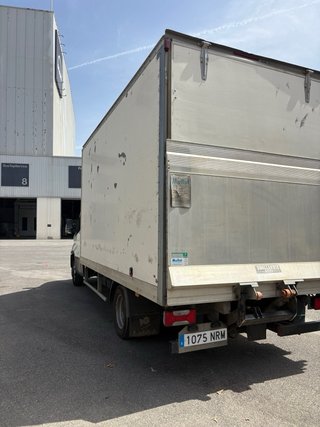 iveco daily con plataforma elevadora