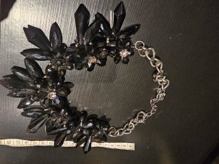 Collar fantasía negro y plateado