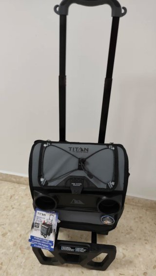 Nevera Titan 60 latas con revestimiento antifugas