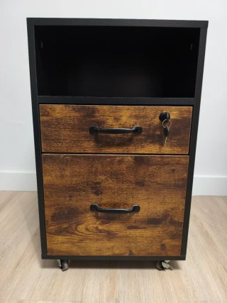 Mueble cajonera negro y madera con ruedas y cierre