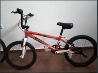 Bicicleta BMX Roja