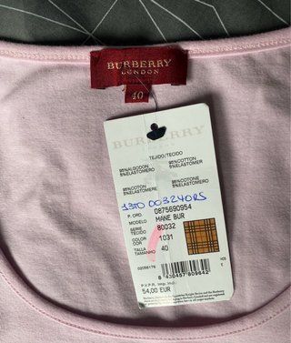 Camiseta Burberrys T.40 Rosa con Pedrería