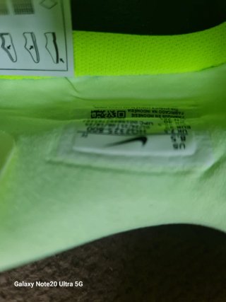 Botas de fútbol talla 42 Nuevas sin usar