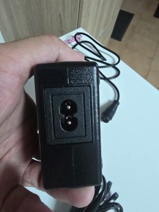 Cargador Rovoron R7 y R7 Pro (nunca se ha usado)