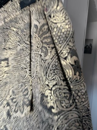 Falda pantalón dorada y negra